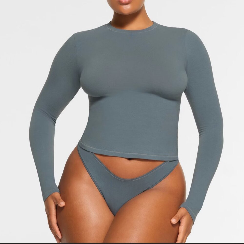 Skims Cotton Jersey LONG SLEEVE T-SHIRT - Kyanite Size M